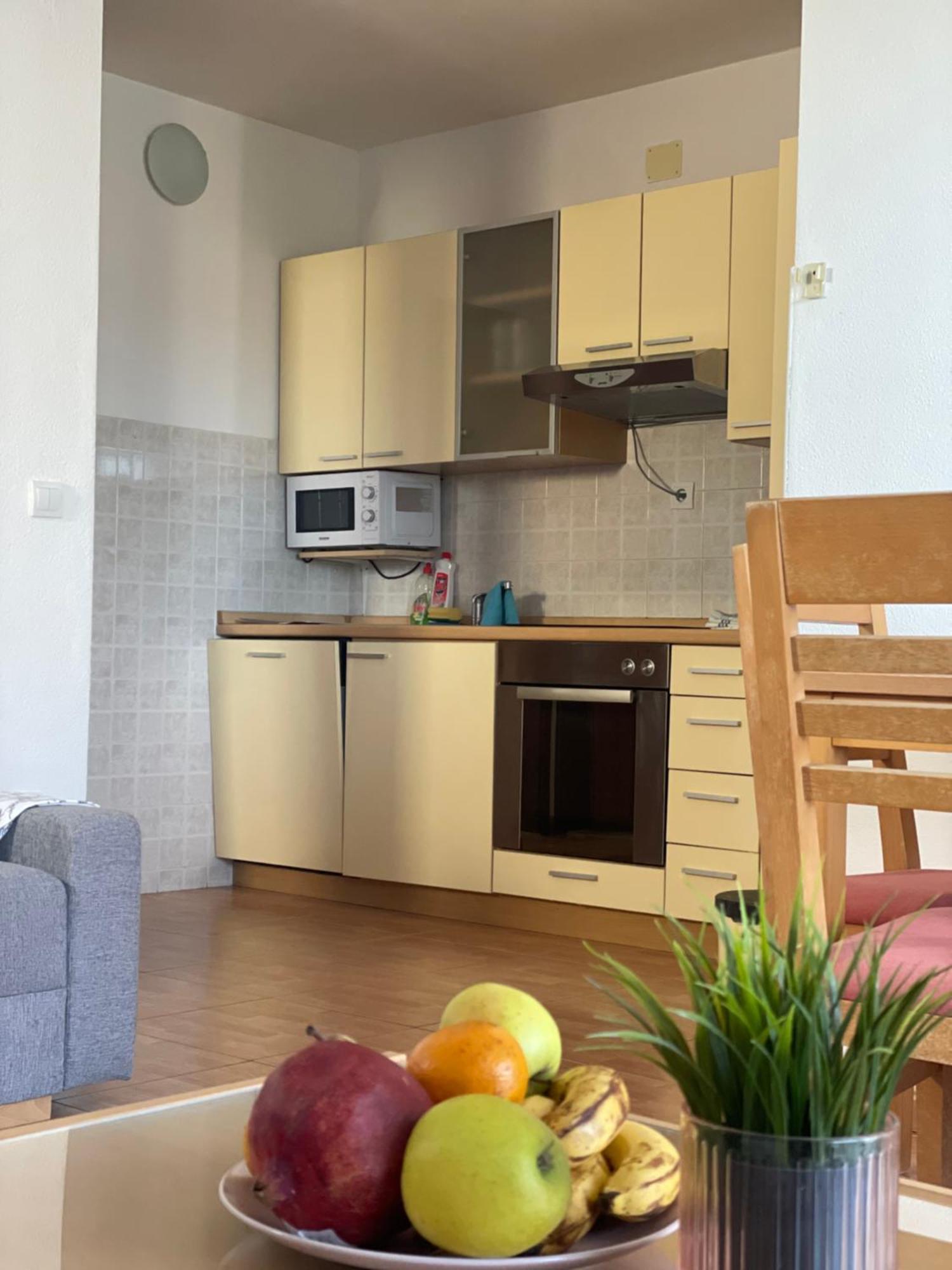 My Home Promajna Kültér fotó